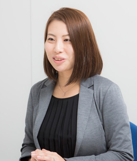 堀居 奈美子
